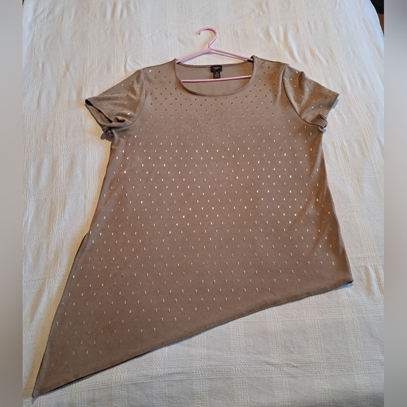 Chico's Travellers women's size 3 Taupe asymmetric top with rectangles - Picture 1 of 8
